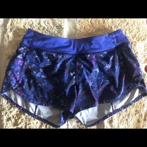 Ivviva speed up shorts size 14